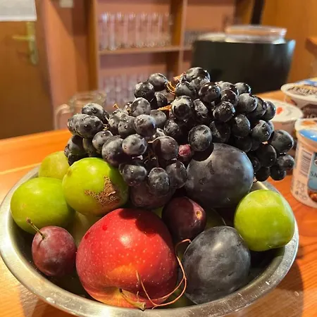 Siesta Grand بيت ضيافة 3*