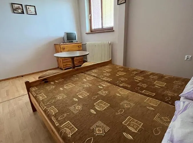 Siesta Grand בית הארחה 3*