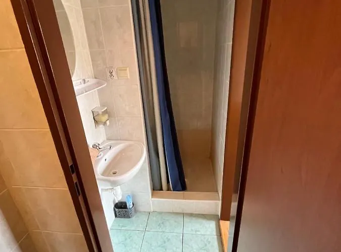 בית הארחה Siesta Grand הרבוצ'יסה